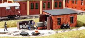 Узкоколейное локомотивное депо с насосной станцией Auhagen НО (41708)